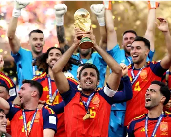 Imagem ilustrativa da imagem Espanha vence Argentina na prorrogação e é bicampeã da Copa do Mundo