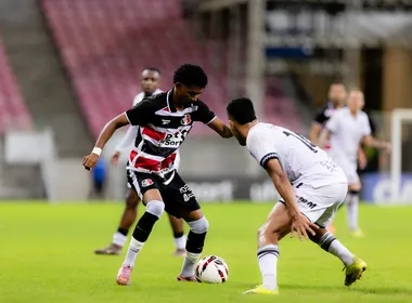 Imagem ilustrativa da imagem Santa Cruz tem sequência de vitórias interrompida pelo Figueirense na Arena PE
