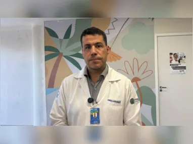 Imagem ilustrativa da imagem Menino atacado por tubarão tem perna amputada, confirma médico do HR
