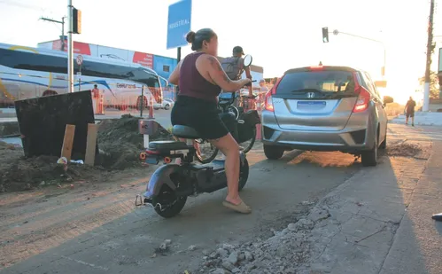 
          Imagem ilustrativa da imagem 690 veículos são flagrados transitando em ciclovias
          