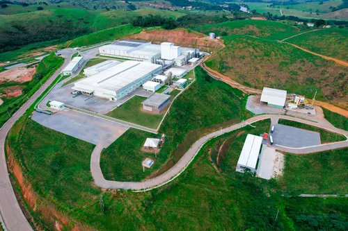 
          Imagem ilustrativa da imagem A força da cooperação no setor leiteiro capixaba
          