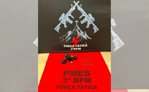 
          Imagem ilustrativa da imagem Advogado é preso em com arma de uso restrito e munições em baile funk em Guaçuí
          