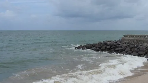 
          Imagem ilustrativa da imagem Apenas 6 praias estão próprias para banho em PE; veja lista
          