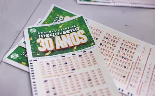 
          Imagem ilustrativa da imagem Apostas do Rio e de Fortaleza levam prêmio da Mega 30 anos
          