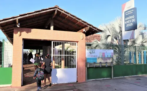 
          Imagem ilustrativa da imagem Aracruz: Espírito Santo em Ação conclui a implantação de escolas em tempo integral
          