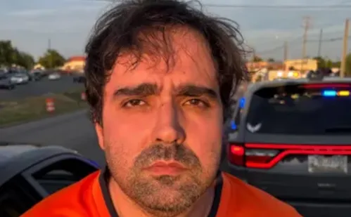 
          Imagem ilustrativa da imagem Brasileiro apontado como ex-líder do PCC e do CV é preso nos EUA
          