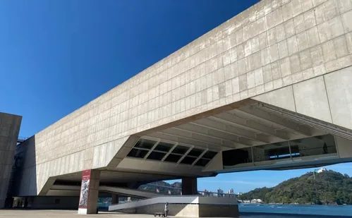 
          Imagem ilustrativa da imagem Cais das Artes deve ter obra concluída ainda em 2026
          