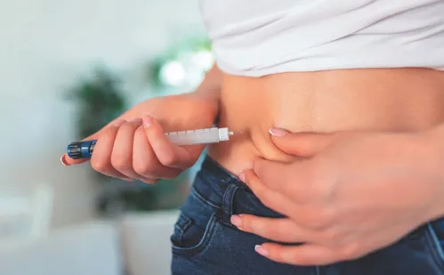 
          Imagem ilustrativa da imagem Canetas já são primeira opção para tratar obesidade, dizem médicos
          