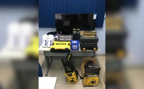 
          Imagem ilustrativa da imagem Celulares, ferramentas e documentos são apreendidos durante operação em Guaçuí
          
