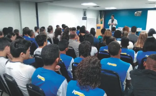 
          Imagem ilustrativa da imagem Centenas de oportunidades de estágio estão abertas no Espírito Santo
          