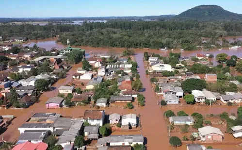 
          Imagem ilustrativa da imagem Chuvas no Rio Grande do Sul atingem mais de 59 mil pessoas
          