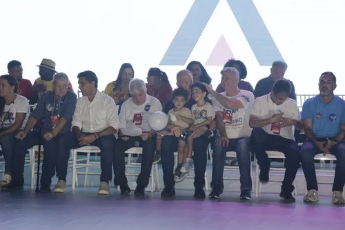
          Imagem ilustrativa da imagem Convenção do PSB: tom da campanha, PSD, Senado e curtas políticos
          
