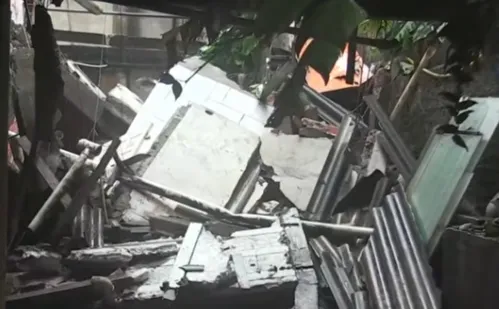 
          Imagem ilustrativa da imagem Cortiço desaba e deixa uma pessoa morta e duas feridas em São Paulo
          