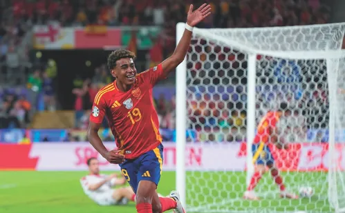 
          Imagem ilustrativa da imagem Craques mais valiosos da Copa
          