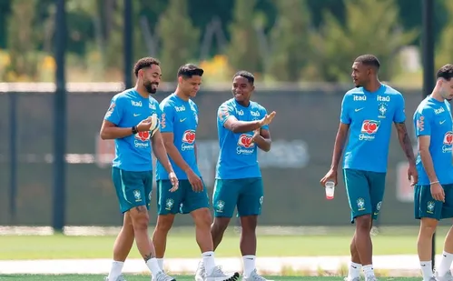 
          Imagem ilustrativa da imagem Debaixo de muito calor, Brasil segue preparação para encarar Noruega
          