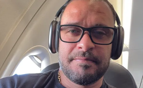 
          Imagem ilustrativa da imagem Diogo Nogueira adia show após infecção viral afetar cordas vocais
          
