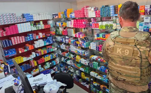 
          Imagem ilustrativa da imagem Dono de farmácia é preso por desviar medicamentos para traficantes do ES
          