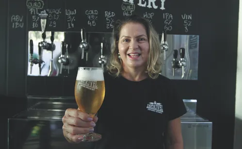 
          Imagem ilustrativa da imagem Dos tribunais para a cervejaria: conheça a história de Ana Paula Zanetti
          