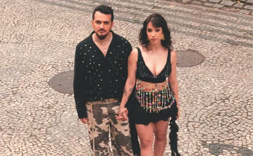 
          Imagem ilustrativa da imagem Escarcéu lança “A Vida É Mesmo Uma Piada”
          