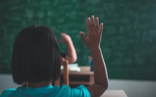 
          Imagem ilustrativa da imagem Escolas do ES podem ter 1 mês de férias em julho de 2027
          