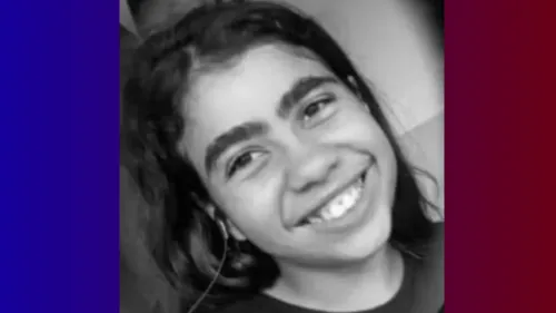 
          Imagem ilustrativa da imagem Estudante de 12 anos morre atropelada por ônibus escolar em Pombos
          