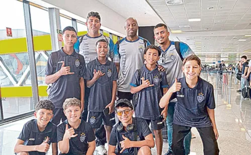 
          Imagem ilustrativa da imagem Garotada do Vitória inicia torneio nacional em Maceió
          