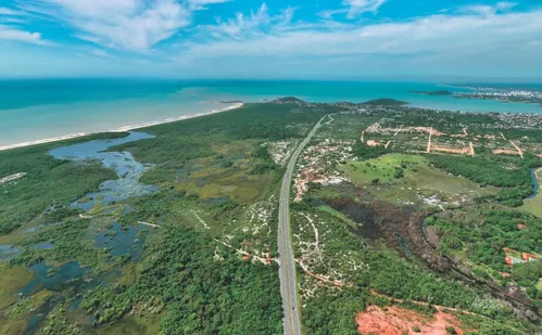 
          Imagem ilustrativa da imagem Gigantes atraídas por novo aeroporto de Guarapari
          