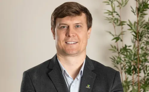 
          Imagem ilustrativa da imagem Governo do ES busca recursos para segunda ponte do Rio Jucu
          