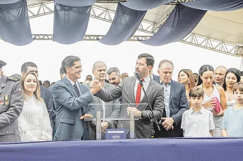 
          Imagem ilustrativa da imagem Governo e prefeitura anunciam mais de R$ 650 milhões em obras para Vila Velha
          