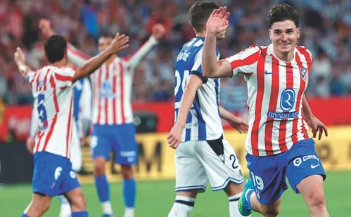
          Imagem ilustrativa da imagem LaLiga “domina” a final da Copa com 24 jogadores
          