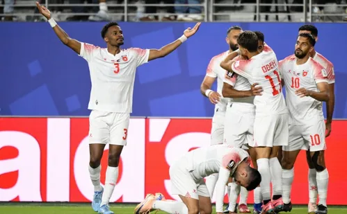 
          Imagem ilustrativa da imagem Jordânia marca seu 1º gol na história das Copas, mas perde da Áustria
          