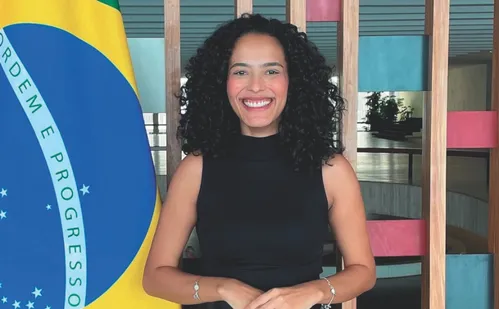 
          Imagem ilustrativa da imagem Jovem reprovada em cota racial de concurso: "Nunca me vi como uma pessoa branca"
          