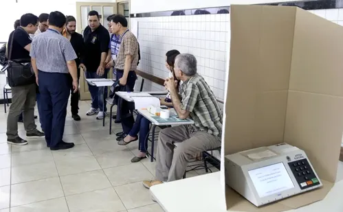 
          Imagem ilustrativa da imagem Justiça Eleitoral começa a convocar mesários para eleições de outubro
          