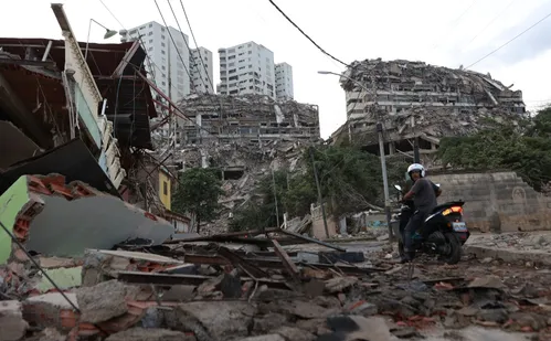 
          Imagem ilustrativa da imagem Lula anuncia envio de ajuda humanitária para Venezuela após terremoto
          