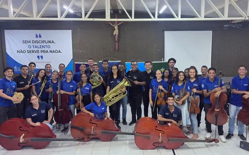 
          Imagem ilustrativa da imagem Maestro venezuelano Rafael Dommar é o novo regente da Orquestra Criança Cidadã
          