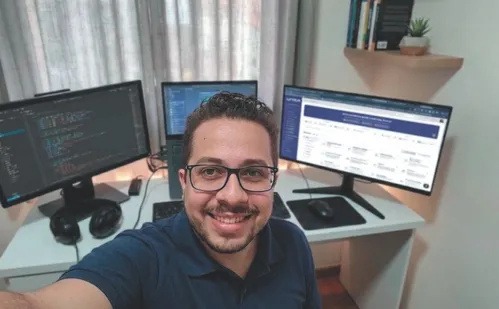 
          Imagem ilustrativa da imagem Mais de 165 mil trabalham sem sair de casa no Espírito Santo
          
