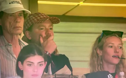 
          Imagem ilustrativa da imagem Mick Jagger afasta fama de pé-frio com vitória da Inglaterra na Copa do Mundo
          