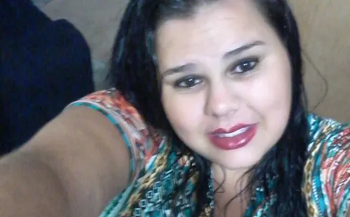 
          Imagem ilustrativa da imagem Mulher grava vídeo sobre falta de médicos e morre em UPA de MG
          