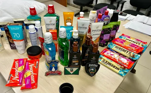 
          Imagem ilustrativa da imagem Mulheres furtam mais de R$1 mil em produtos de farmácia e são detidas em Cariacica
          