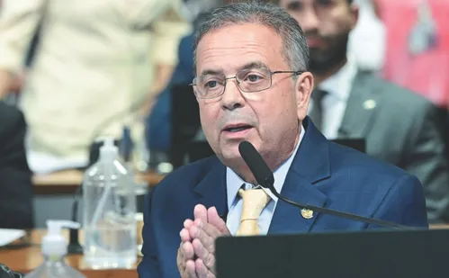 
          Imagem ilustrativa da imagem Nova PEC pode permitir que trabalhador escolha entre CLT e regime flexível
          