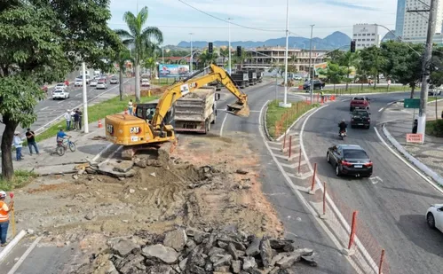 
          Imagem ilustrativa da imagem Obras no Trevo de Alto Lage começam e mudam o trânsito em Cariacica
          