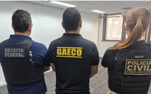 
          Imagem ilustrativa da imagem Operação Conto da Sorte mira bets ilegais em Pernambuco
          