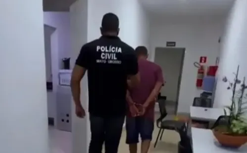
          Imagem ilustrativa da imagem Pai é preso suspeito de matar a filha de 12 anos espancada em MT
          