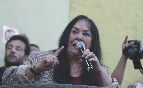 
          Imagem ilustrativa da imagem Podemos indica nomes para vice de Ricardo
          