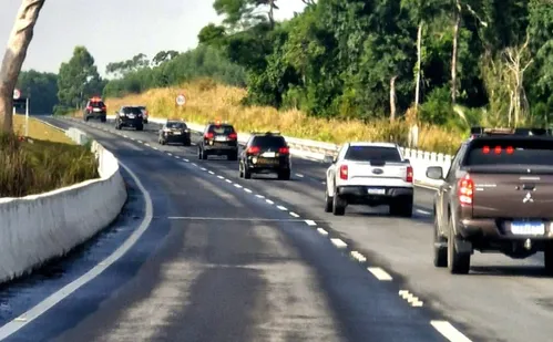 
          Imagem ilustrativa da imagem Polícia Federal deflagra operação em Aracruz por agressão a seguranças de Lula
          