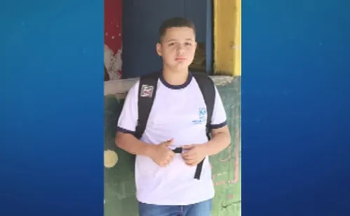 
          Imagem ilustrativa da imagem Polícia apreende celulares de pais de menino morto sob suspeita de envenenamento
          