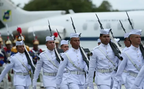 
          Imagem ilustrativa da imagem Prazo para o alistamento militar termina na terça-feira
          