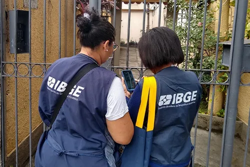 
          Imagem ilustrativa da imagem Processo seletivo do IBGE oferece mais de 8 mil vagas e salários até R$ 4 mil
          