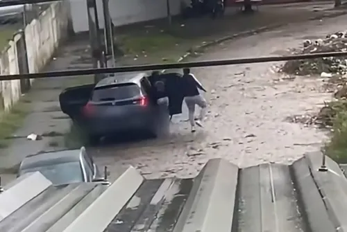
          Imagem ilustrativa da imagem Reeducandos são mortos a tiros durante trabalho em Camaragibe
          