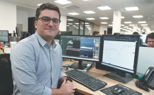 
          Imagem ilustrativa da imagem Riquezas naturais: aposta em investimentos nos minerais “do futuro”
          